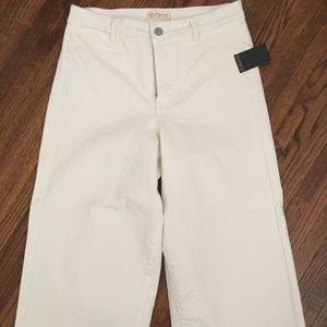 Eloqui White Denim High Waist Crop Jean